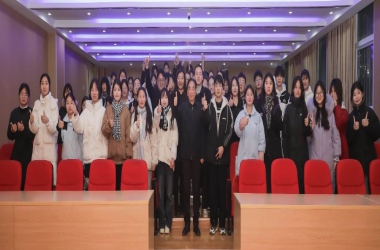 周口交通技師學(xué)院“AI相伴 智慧校園”AI情景劇大賽圓滿落幕