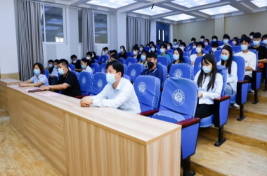 我校舉行2022年國家資助、獎(jiǎng)學(xué)金宣講會(huì)