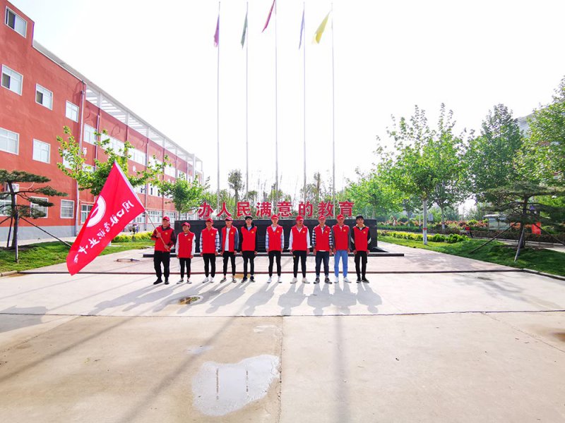 周口交通技師學院深入社區(qū)協(xié)力創(chuàng)城