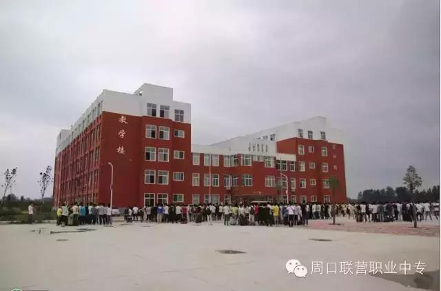 我校最后一批暑期勤工儉學(xué)的學(xué)生昨天離校
