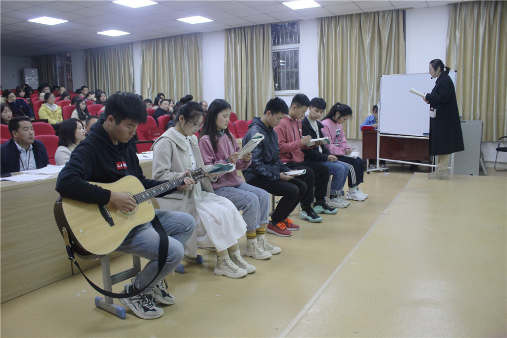 教壇大比武，新秀競風流——我校開展優(yōu)質(zhì)課大賽
